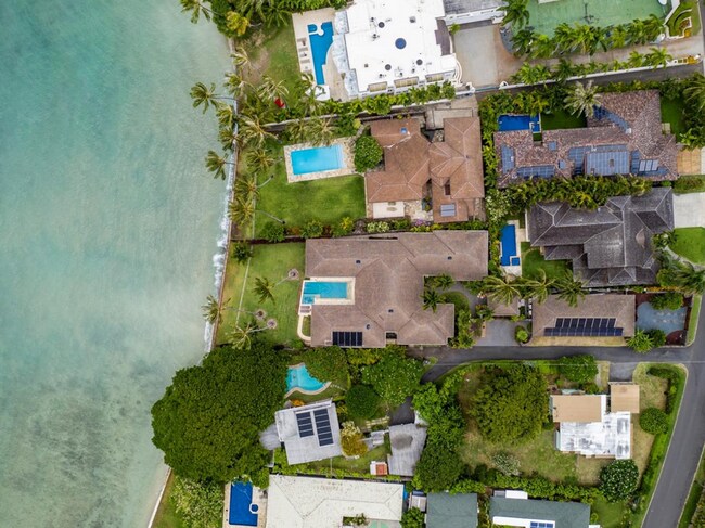 Building Photo - Beautiful Portlock Oceanfront Estate