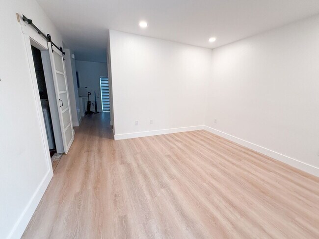 Photo - 4102 NE 26th St House