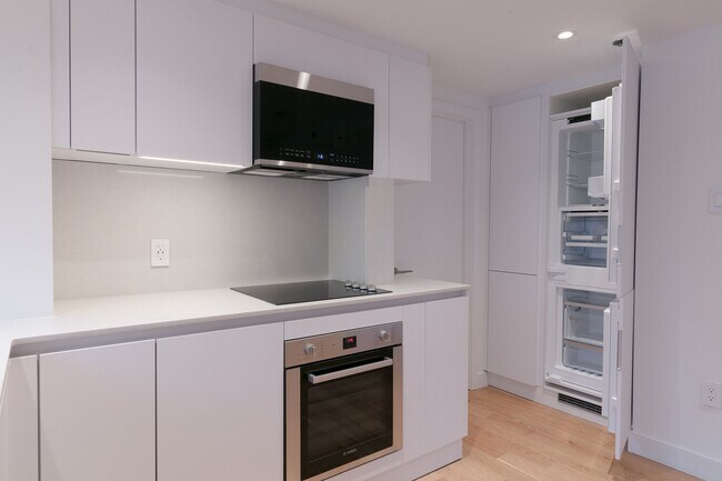 Building Photo - 3455 Rue Aylmer