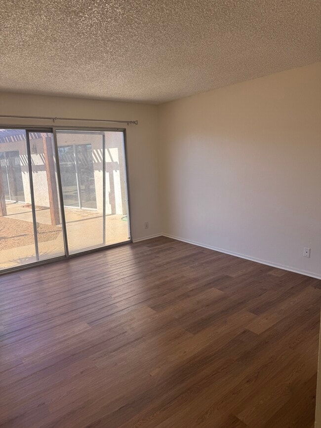 Building Photo - 74430 Driftwood Dr