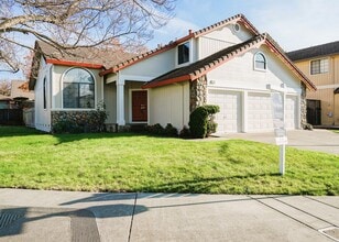 Building Photo - 7202 Ruby Ct