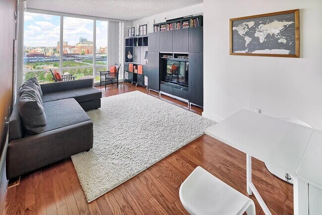 Foto del edificio - 1 SHORE Ln