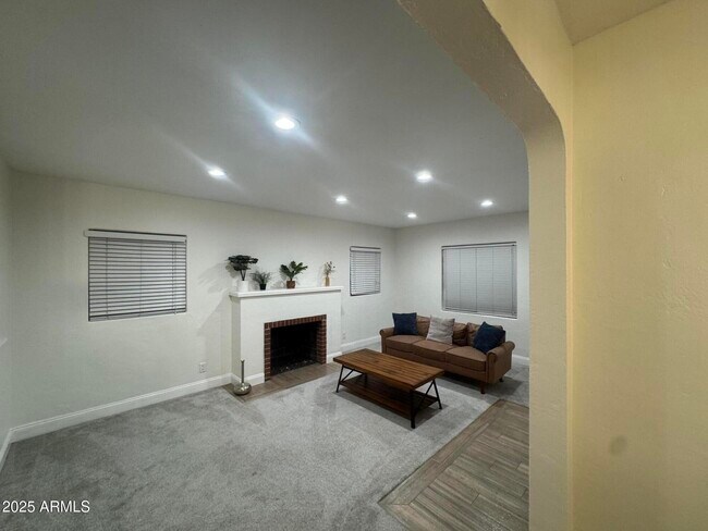 Foto del edificio - 926 W Moreland St