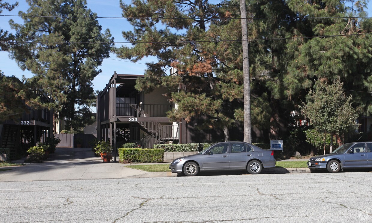 Building Photo - 334 Pasadena Ave
