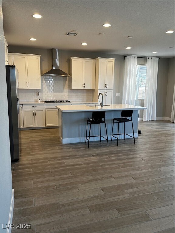 Building Photo - 4553 Anspach St