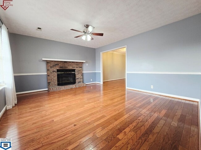 Foto del edificio - 1544 Pheasants Glen Dr