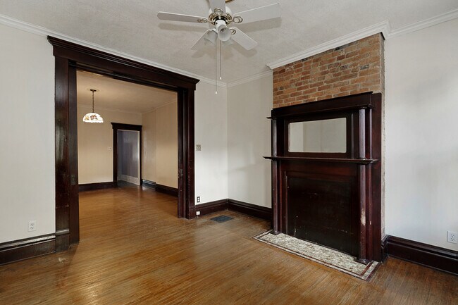 Building Photo - 223 E Whittier St