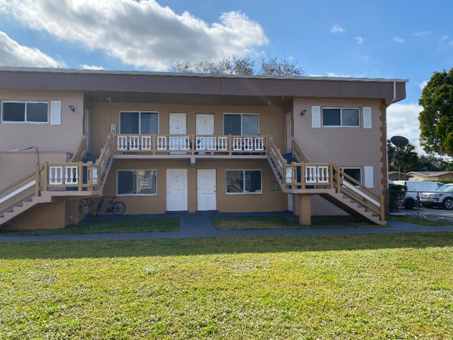 Photo - 5290 SW 90th Way Apartment