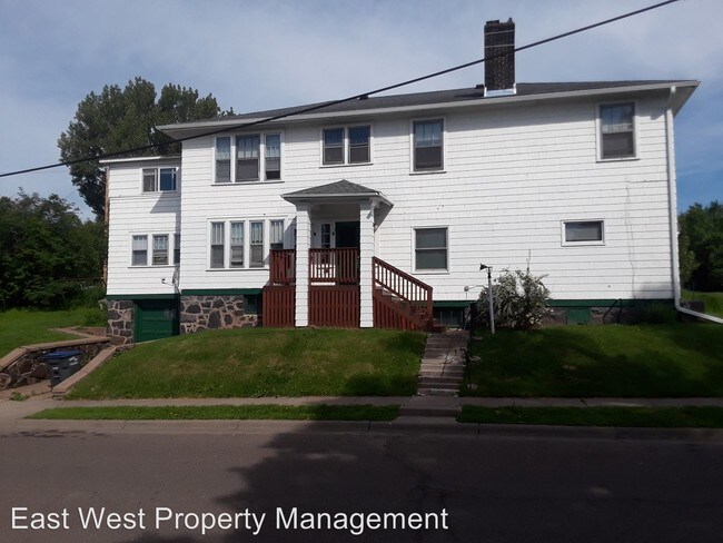 Building Photo - 601 N 27th Ave W