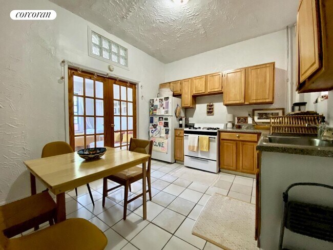 Foto del edificio - 420 St Nicholas Ave