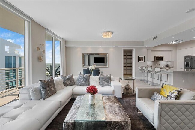 Foto del edificio - 2831 N Ocean Blvd