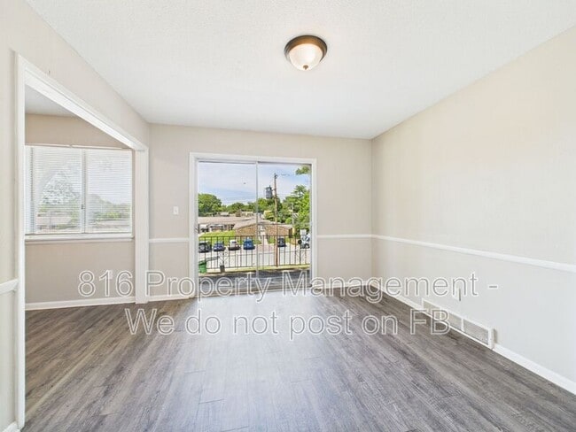 Building Photo - 8038 Campbell St