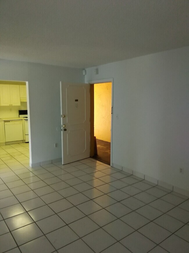 Foto del edificio - 5100 SW 41st St
