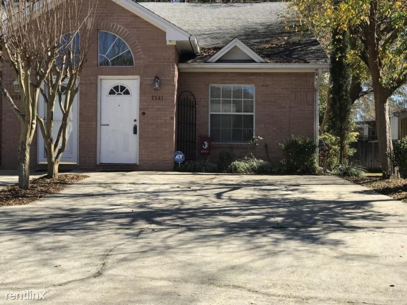 Primary Photo - 2 br, 2 bath Townhome - 2541 Golden Park Ln