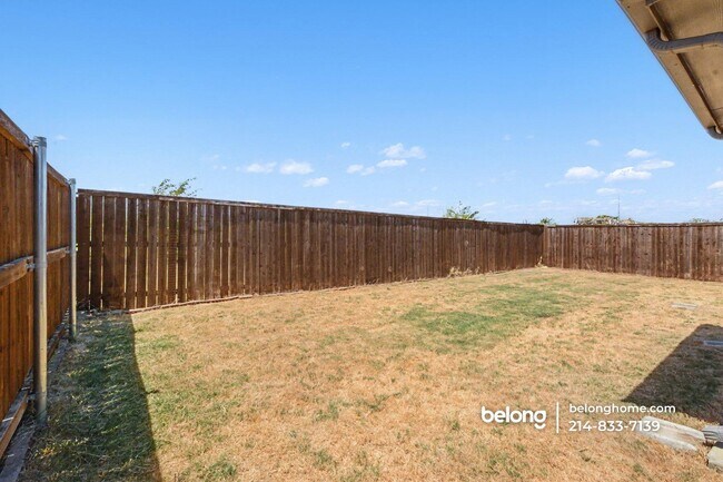 Foto del edificio - 3505 Kingsview Dr