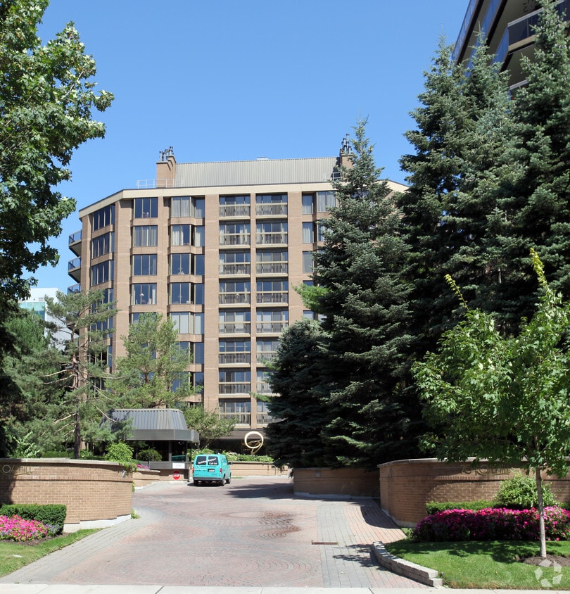 70 Rosehill Ave, Toronto, ON M4T 2W7 Apartments 70 Rosehill Ave Toronto, ON