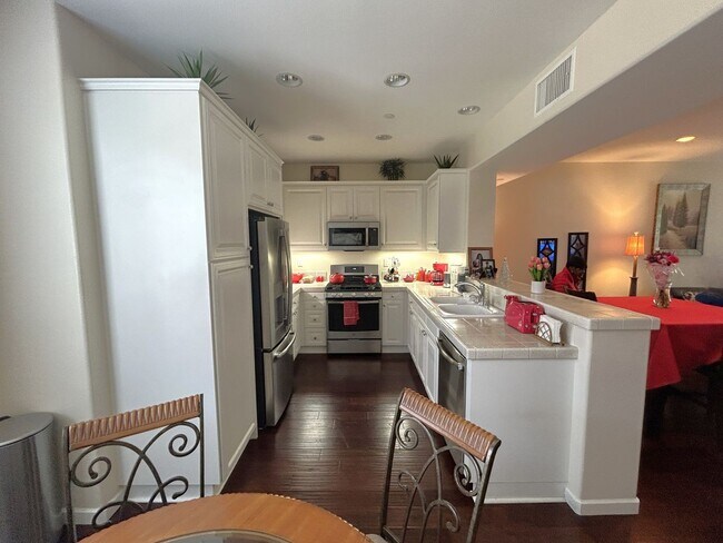 Foto del edificio - 17871 Shady View Dr