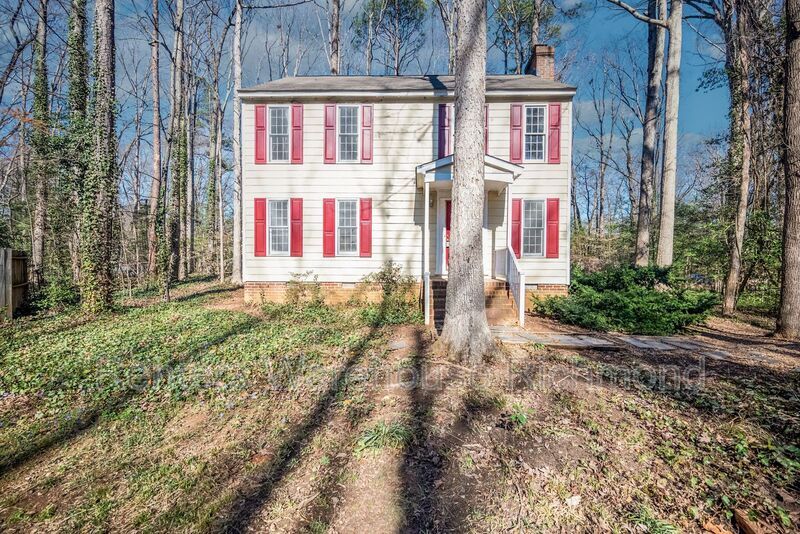 Foto principal - 4401 E Heritage Woods Ct