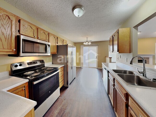 Foto del edificio - 151 E Pine Ridge Dr