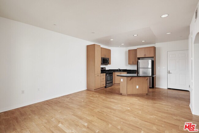Foto del edificio - 1408 W Washington Blvd