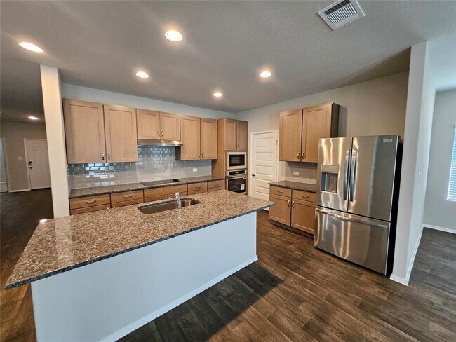 Foto del edificio - 600 Hickory Bend Trl
