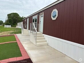 Building Photo - 2440 Hammock Rd