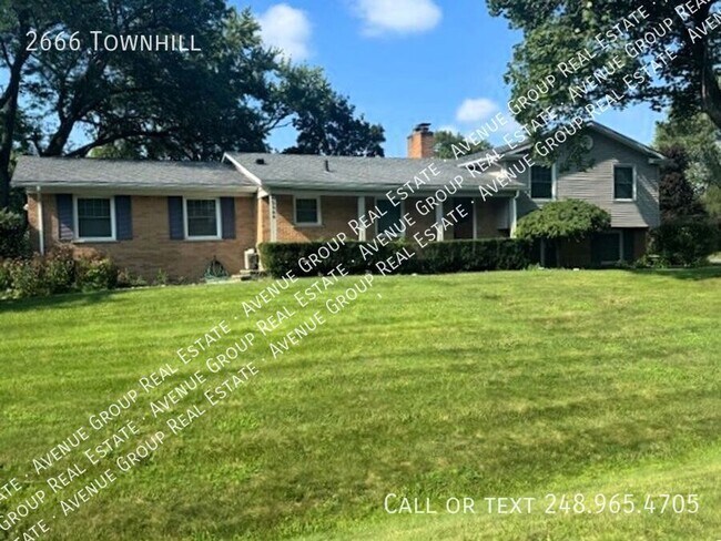 Foto del edificio - 2666 Townhill-