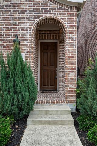 Foto del edificio - 6832 Verandah Wy