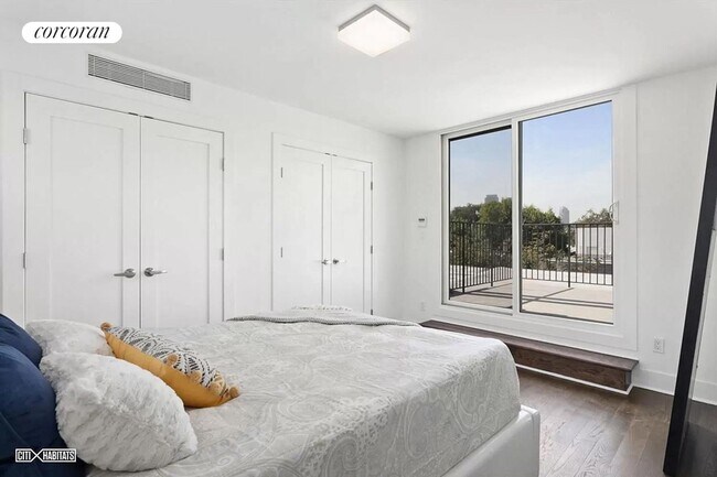 Building Photo - 85 Ryerson St