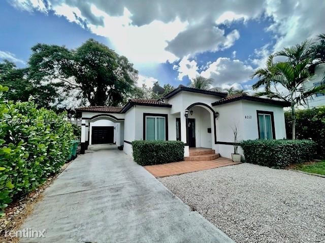 Primary Photo - 3 br, 2.5 bath House - 4050 SW 11th St # 4050