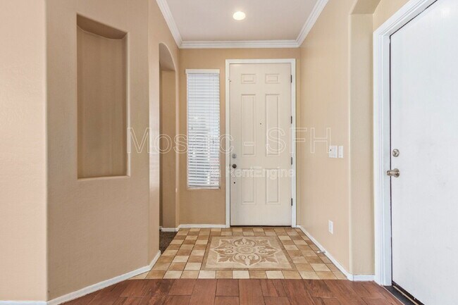 Foto del edificio - 3018 S 102nd Ln