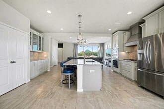 Building Photo - 1412 Veranda Mist