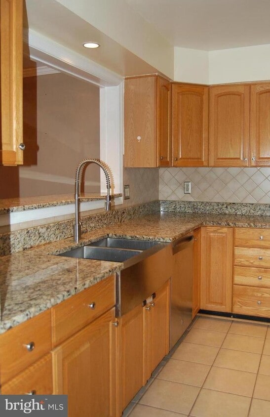 Primary Photo - 8618 Dellway Ln