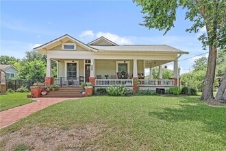 Building Photo - 101 N Haswell Dr