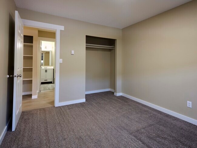 Photo du bâtiment - 1462 6th Ave