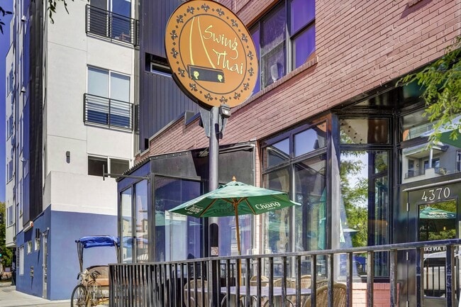 Foto del edificio - 4431 Tennyson St