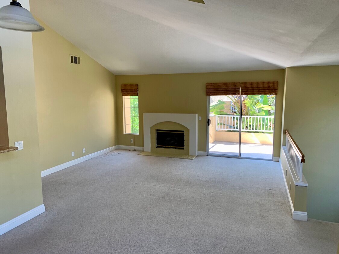 207 Sandcastle, Aliso Viejo, CA 92656 Townhome Rentals in Aliso Viejo