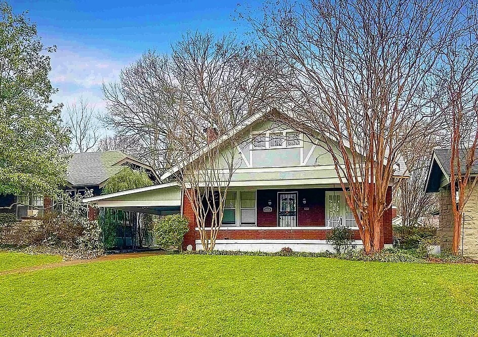 Photo - 1880 Lyndale Ave-