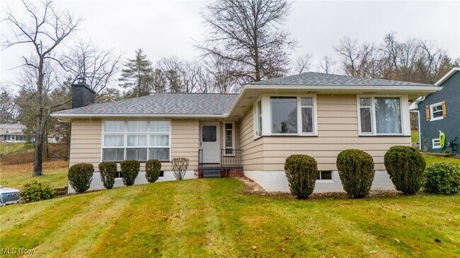 Building Photo - 134 Carroll Dr