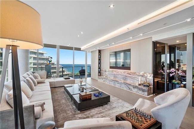 Foto del edificio - 2200 N Ocean Blvd