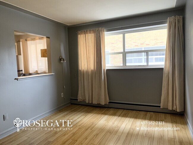 Building Photo - 1-Bedroom Apartment in Hamilton | Heat, Water & Internet Included + Parking