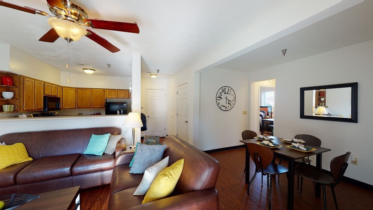 Photo - The Hills Southview Apartments
