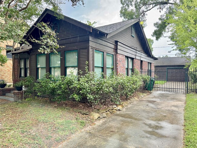 Foto del edificio - 831 Pizer St