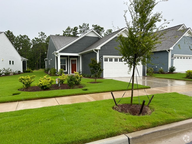 Building Photo - 732 Craddock Dr