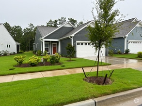 Building Photo - 732 Craddock Dr