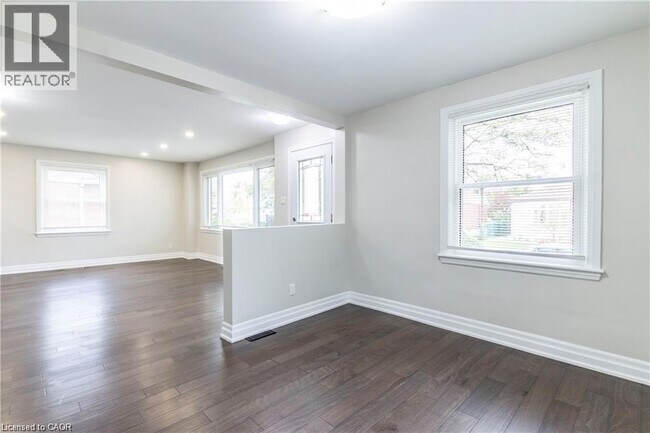 Photo du bâtiment - 47 W 4th St