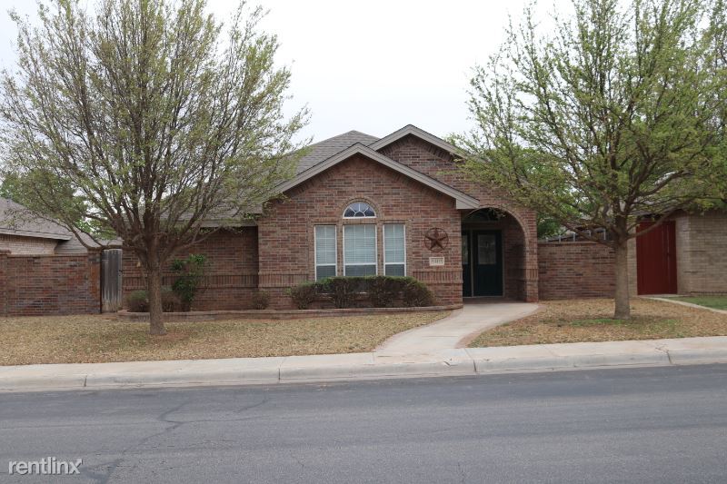 3 br, 2 bath House 5405 Los Patios Dr. House for Rent in Midland
