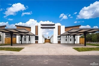 Building Photo - 18 N Onyx Ave