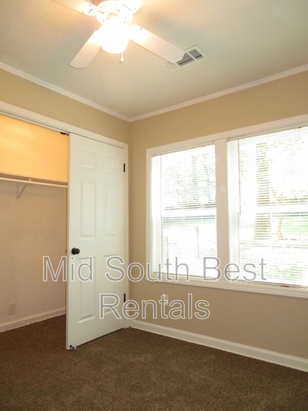 Foto del edificio - 3950 Michael Rd