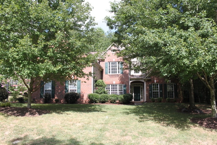 Primary Photo - Stunning 4BR/bonus 3 car garage in Ballantyne